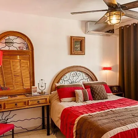 Casa Blanca Boutique & Organic Bed & Breakfast Cancun Exterior photo